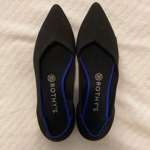 Rothy’s The Point Black Solid